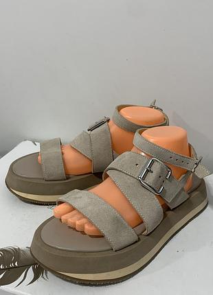 Розкішні жіночі босоніжки shoes brand