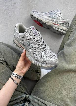 Чоловічі сірі кросівки new balance 1906r grey deep red х нью беланс 43