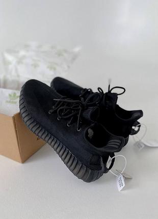 Чёрные кроссовки адидас изи буст 350 унисекс adidas yeezy boost 350 v2 mono black 43
