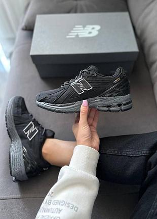 Черные кроссовки унисекс new balance 1906r cordura black purple х нью беланс 36
