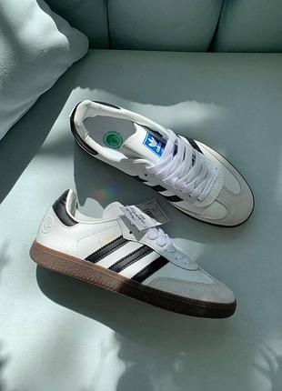Белые кожаные кроссовки адидас самба унисекс adidas samba white black gum 43