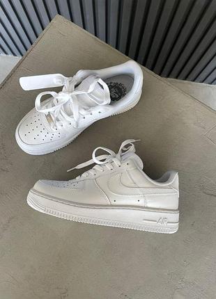 Белые кожаные кроссовки найк эйр форс унисекс nike air force 1 classic white low premium 38