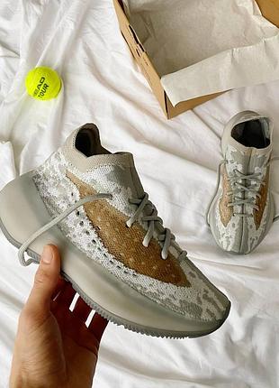 Светлые серые кроссовки адидас изи 380 adidas yeezy 380 mist 38