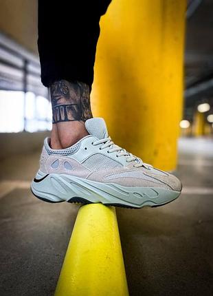 Сірі замшеві кросівки адідас їзі буст 700 унісекс adidas yeezy boost 700 salt 38