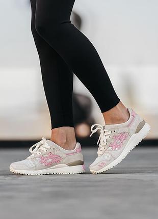 Жіночі бежеві кросівки asics gel lyte iii beige pink х ассікс 38