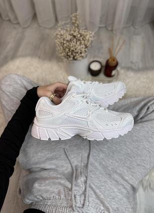 Белые кроссовки унисекс nike zoom vomero 5 rnr white х вомеро 41
