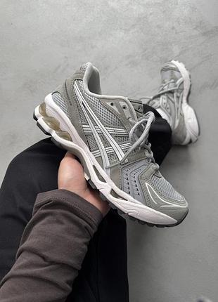 Серые кроссовки унисекс asics gel cumulus 14 grey white х ассикс 36