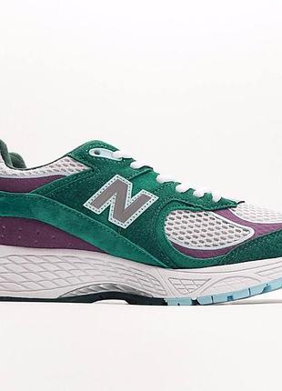 Зелёные кроссовки унисекс new balance 2002r green white purple х нью беланс 40