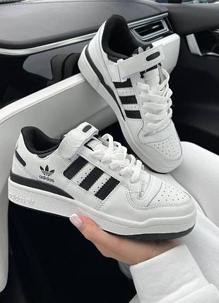 Білі кросівки унісекс adidas forum 84 low white black logo х форум 41