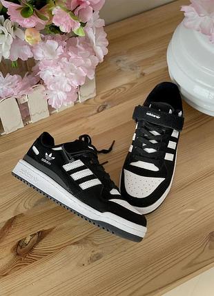 Женские чёрные кроссовки adidas forum low black white х форум 41