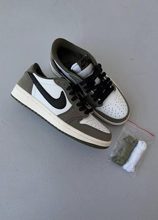 Белые кроссовки унисекс air jordan 1 low medium olive х джордан 41
