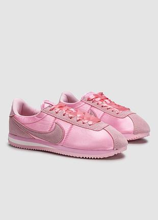 Женские розовые кроссовки nike cortez soft pink satin х кортез 36