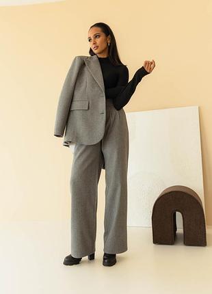 Брючный костюм l-xl. серый