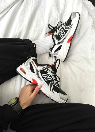 Бело-черные кроссовки new balance 530 black silver orange х нью беланс 39