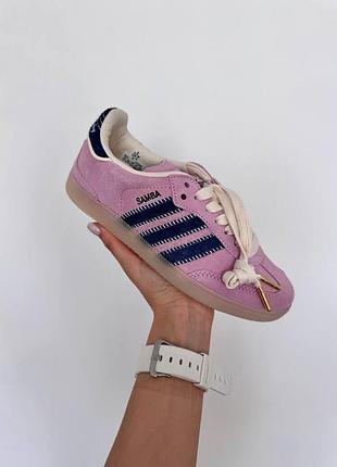 Розовые замшевые кроссовки adidas samba notitle pink navy x адидас самба 37