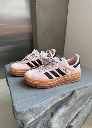 Женские розовые кроссовки adidas gazelle bold platform pale pink black gum х адидас газель 40