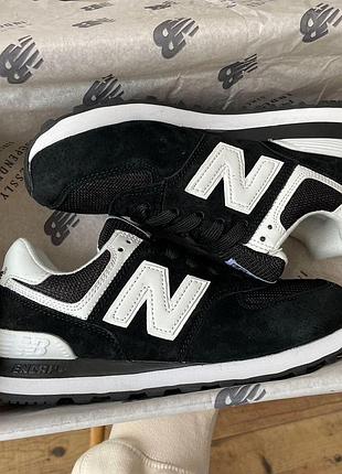 Жіночі чорні кросівки new balance 574 black white х нью беланс 38