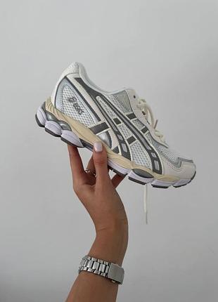 Бежеві кросівки asics gel nyc 2055 cream white grey х асікс 44