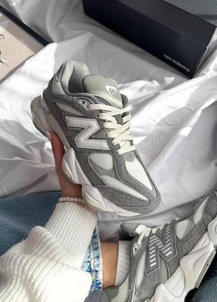 Жіночі сірі кросівки new balance 9060 grey white х нью беланс 38