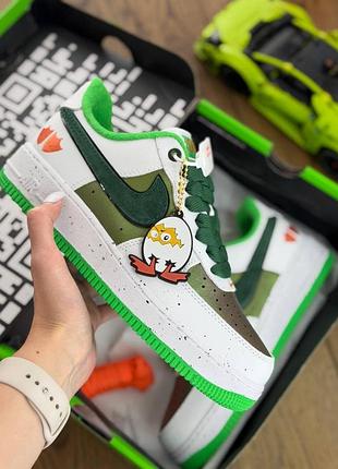 Білі кросівки унісекс nike air force 1 low ducks of a feather university of oregon egg х найк ейр форс 38