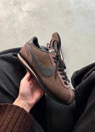 Коричневі кросівки унісекс nike cortez brown black х кортез 39