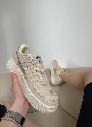 Бежеві кросівки найк ейр форс унісекс nike air force low stussy fossil 40