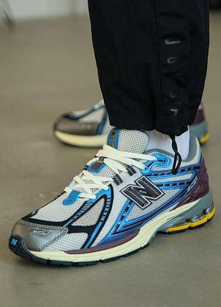 Сірі кросівки унісекс new balance 1906r moonbeam blue silver metallic black х нью беланс 43