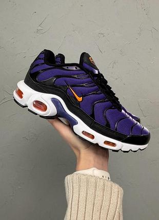 Фіолетові кросівки унісекс nike air max tn plus voltage purple black х ейр макс 44