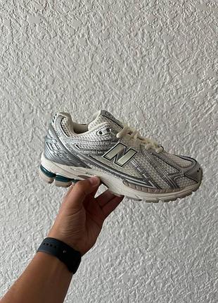 Бежевые кроссовки унисекс new balance 1906r silver metallic sea salt х нью беланс 43