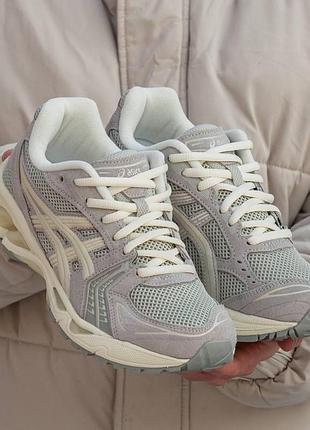 Серые кроссовки унісекс asics gel kayano 14 suede grey х асикс 43