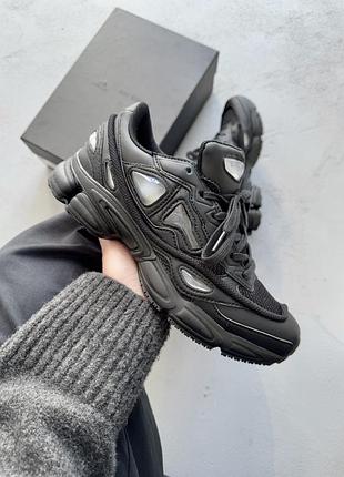 Мужские чёрные кроссовки adidas raf simons ozweego iii black х адидас 44