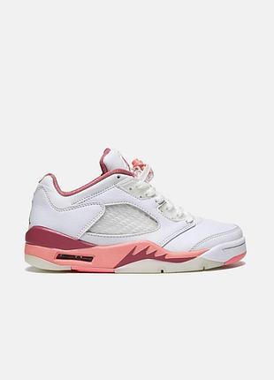 Женские белые кроссовки nike air jordan 5 retro low desert berry white pink х джордан 40