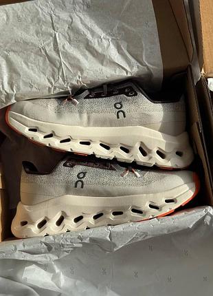 Бежеві кросівки унісекс loewe cloudtilt beige black orange х лойве 45
