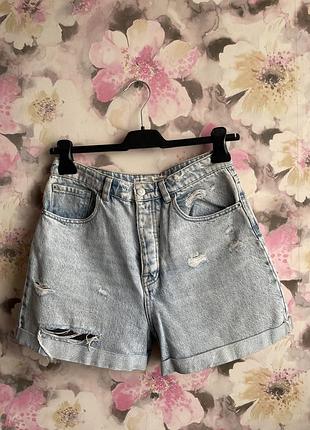 Шорти р.м stradivarius