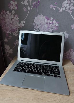 Macbook air 13” a1466 на запчастини