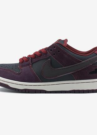 Красные кроссовки унисекс nike sb dunk low riot skateshop х данк 45