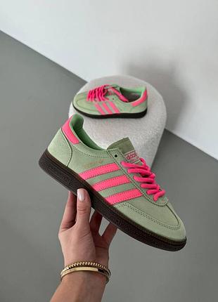 Женские зелёные кроссовки adidas handball spezial mint pink х адидас 41
