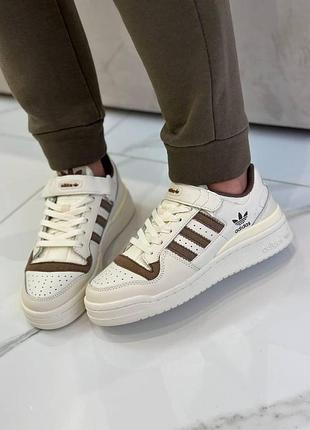 Женские белые кроссовки adidas forum low white brown х форум 36