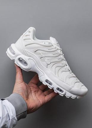 Белые кроссовки унисекс nike air max tn white waterproof х эйр макс тн 40