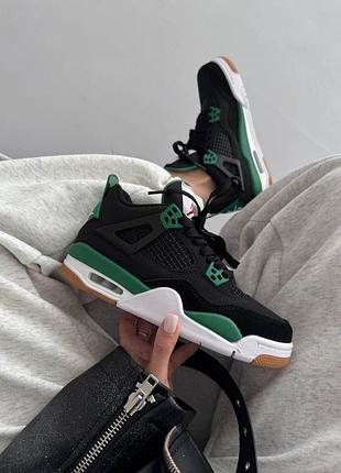 Чорні кросівки унісекс nike air jordan 4 black green white х джордан 37