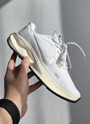 Белые женские кроссовки nike journey run white cream silver х найк 40