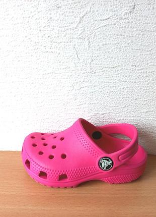 Чудові крокси сабо crocs с7/24р. устілка 15 см.