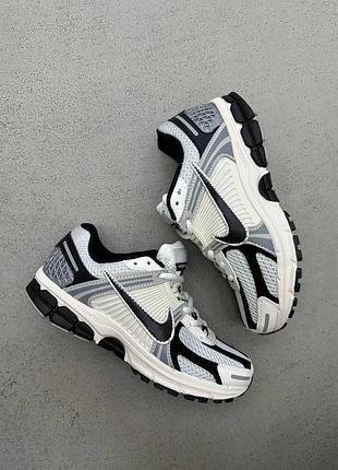 Белые кроссовки унисекс nike zoom vomero 5 photon dust black х вомеро 42