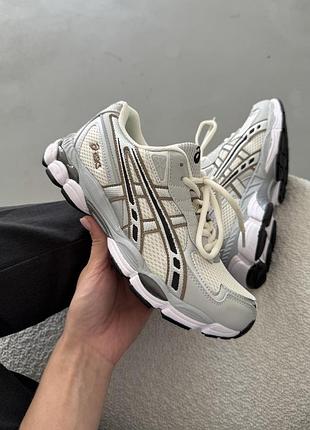 Сірі кросівки унісекс asics gel nyc 2055 cream pure silver х асікс 42