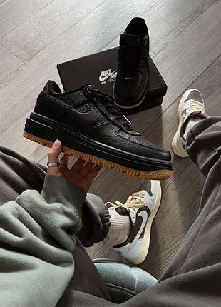 Чорні кросівки найк ейр форс унісекс nike air force 1 lux black gum 42