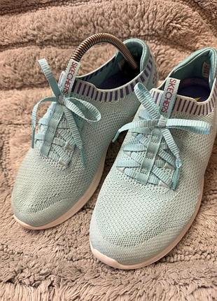 Кросівки жіночі skechers 35/36 р.( уст 23 см,вʼєтнам
