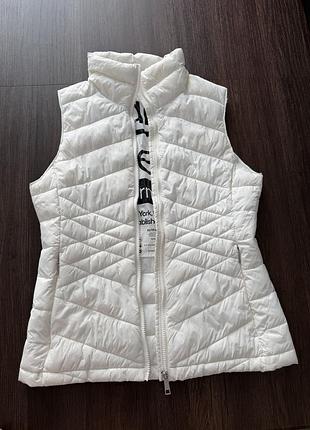 Жилетка calvin klein нова