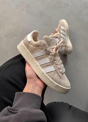 Бежевые замшевые кроссовки унисекс adidas campus beige white x адидас кампус 36