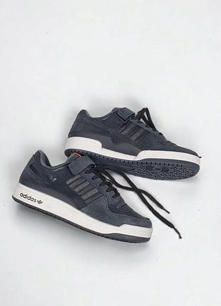 Мужские черные кроссовки adidas forum low black white х форум 43
