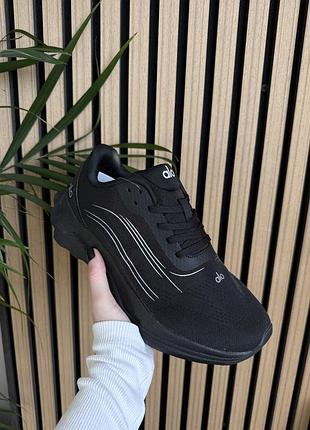 Черные кроссовки унисекс alo yoga runner black х алоу йога 36